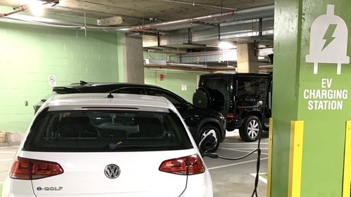  Tesla, GM dẫn đầu doanh số bán xe điện tại Mỹ