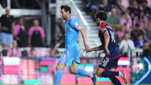 Messi toả sáng với một hat-trick kiến tạo trước khi hội quân cùng đội tuyển Argentina