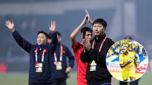 HLV Kim Sang Sik đề xuất nhập tịch cựu Vua phá lưới V-League, hàng công ĐT Việt Nam như hổ thêm cánh