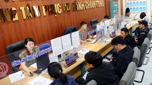 Thủ tướng yêu cầu cắt giảm, đơn giản hoá, thực hiện thủ tục hành chính không phụ thuộc địa giới hành chính