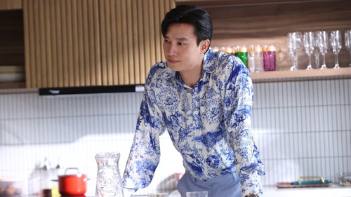 Quốc Trường áp lực khi diễn hài, gặp khó khi diễn cảnh tình cảm với Lê Khánh