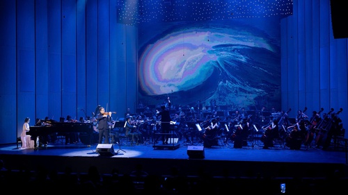 Phú Quang - ánh sáng không tắt