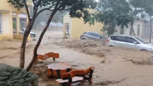 Đề phòng lũ quét, sạt lở đất ở 13 tỉnh thành phố thuộc Bắc Bộ và Thanh Hóa