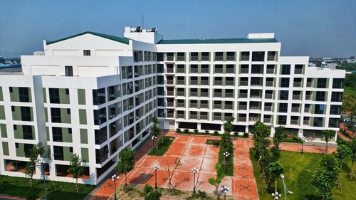 Thủ tướng Chính phủ yêu cầu quyết liệt thực hiện các giải pháp để tăng nguồn cung, giảm giá bất động sản 