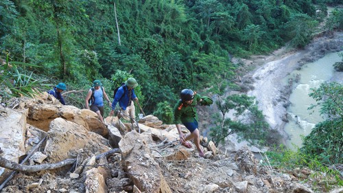 Cảnh báo cao điểm mùa bão, mưa lớn và rét đậm khả năng xuất hiện nửa cuối tháng 12