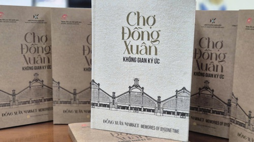 'Chợ Đồng Xuân - Không gian ký ức': Lưu giữ một biểu tượng đô thị Hà Nội