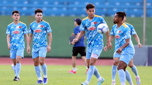 Bình luận viên Quang Huy: 'Cơ hội cho cầu thủ trẻ ở trận Việt Nam gặp Nepal'