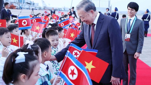 Hình ảnh Tổng Bí thư Tô Lâm đến Bình Nhưỡng, bắt đầu thăm cấp Nhà nước tới Triều Tiên