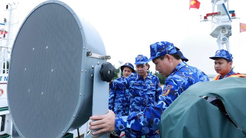 Chỉ đạo ứng phó bão số 14 trên Biển Đông