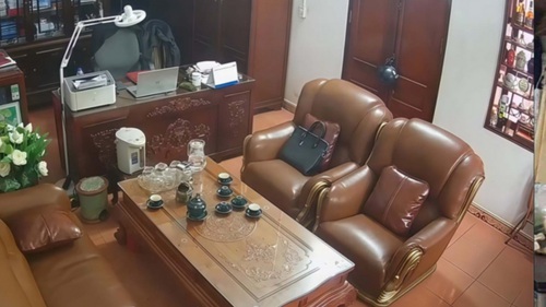 Đề nghị cho thôi việc Chủ tịch Hội đồng trường có hành vi thiếu chuẩn mực ở Ninh Bình