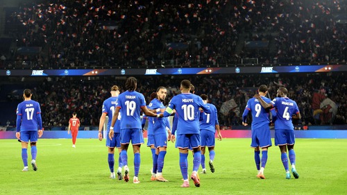 Pháp - Ukraine: Tới World Cup trong ngày đặc biệt