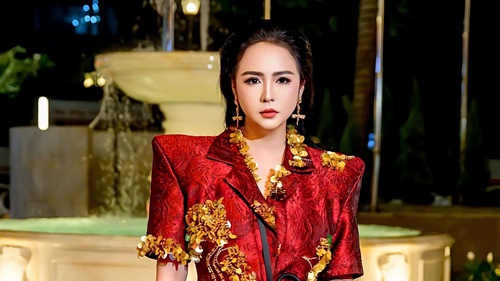 NTK Thanh Hương Bùi: Thời trang là sợi dây kết nối truyền thống và hơi thở hiện đại