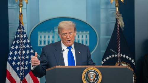 Tổng thống Mỹ ký luật chi tiêu, chấm dứt đợt đóng cửa chính phủ dài nhất lịch sử