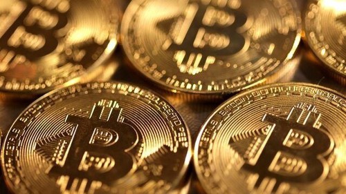 Bitcoin mất ngưỡng 100.000 USD/BTC khi thị trường né tránh rủi ro