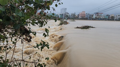 Mưa lũ gây sạt lở nhiều tuyến đường của các xã miền núi tỉnh Gia Lai