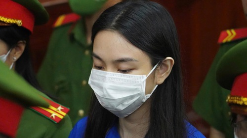 Hoa hậu Thùy Tiên, Quang Linh Vlogs, Hằng Du Mục nhận án 2 năm tù vì tội "Lừa dối khách hàng"