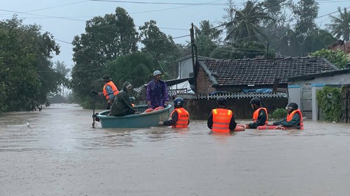 Phó Thủ tướng Hồ Quốc Dũng yêu cầu Đắk Lắk khẩn trương di dời dân khỏi vùng nguy hiểm