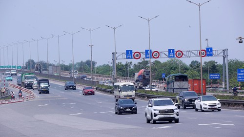 100% phương tiện giao thông công cộng tại Hà Nội và TP HCM sử dụng năng lượng sạch vào năm 2030