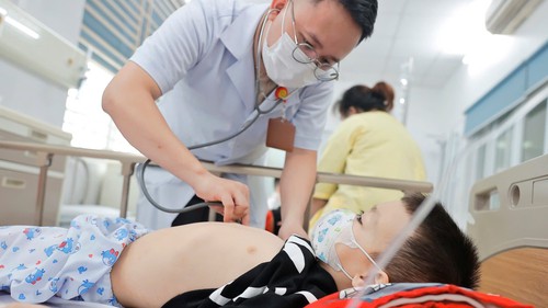 Hà Nội: Nhiều trường linh hoạt hỗ trợ học sinh mắc cúm A