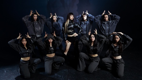 Huỳnh Nguyễn Mai Phương: Từ vương miện hoa hậu đến làng nhạc