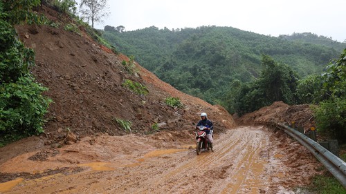 Đề phòng lũ quét, sạt lở đất ở 6 tỉnh, thành phố miền Trung, Tây Nguyên
