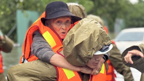 CẬP NHẬT mưa lũ ngày 20/11: Đã có 21 người chết và mất tích, hơn 43.000 nhà bị ngập