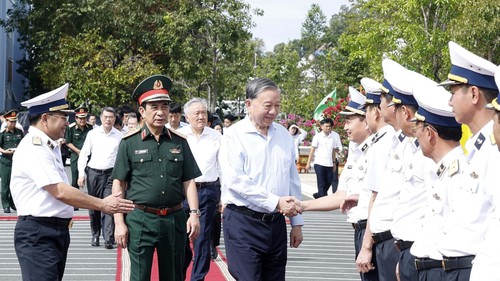 Tổng Bí thư Tô Lâm thăm, làm việc với Vùng 5 Hải quân