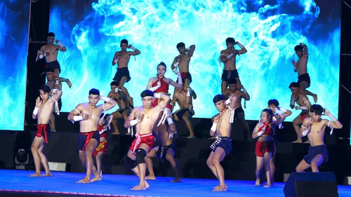 Tưng bừng khai mạc Liên hoan võ thuật quốc tế TP.HCM 2025