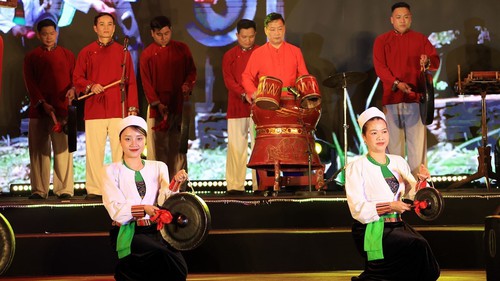 Chương trình biểu diễn giới thiệu văn hoá nghệ thuật truyền thống dân tộc Mường