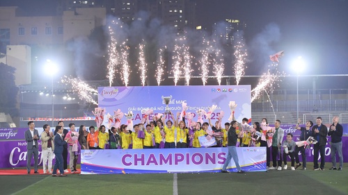 Quả bóng vàng Việt Nam giúp đội nhà vô địch giải bóng đá nữ 7 người Quốc gia 2025