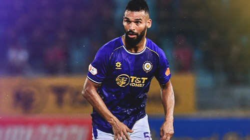 Lộ lý do Hà Nội FC chia tay ngoại binh đắt giá chỉ sau 3 tháng