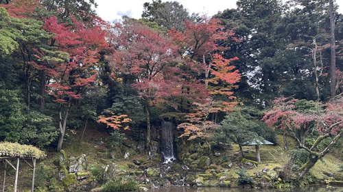 Kenrokuen - Một trong những khu vườn đẹp nhất Nhật Bản vào mùa Thu