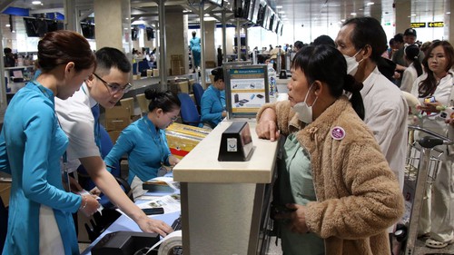 Từ 1/12, chỉ làm thủ tục tại quầy đối với hành khách có hành lý ký gửi 