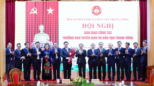 Hội nghị bàn giao công tác Trưởng Ban Tuyên giáo và Dân vận Trung ương