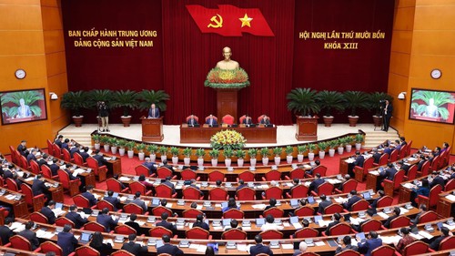 Thông cáo báo chí về ngày làm việc thứ nhất Hội nghị Trung ương 14 khóa XIII