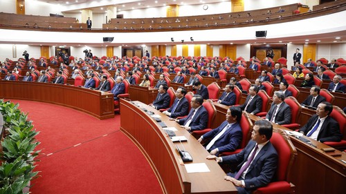 Thông cáo báo chí về ngày làm việc thứ hai và bế mạc Hội nghị Trung ương 14 khóa XIII