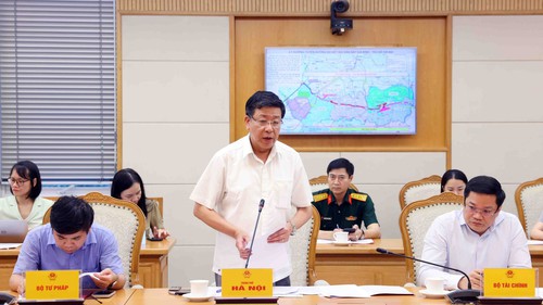 Phó Chủ tịch Thường trực UBND thành phố Dương Đức Tuấn điều hành công việc của UBND thành phố Hà Nội