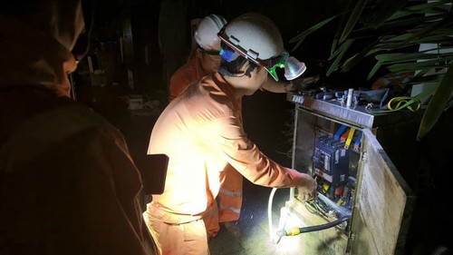 Khắc phục bão số 13: Điện lực miền Trung khôi phục cấp điện cho hơn 555.000 khách hàng