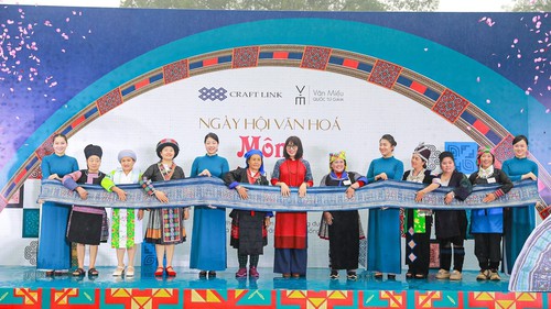 Ngày hội văn hoá Mông 2025 tại Văn Miếu – Quốc Tử Giám