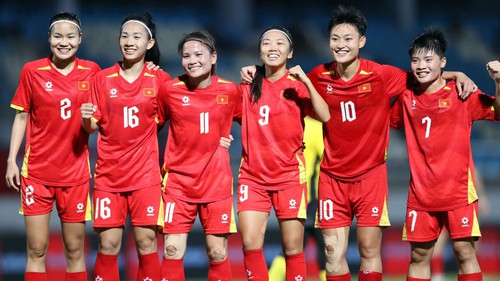 Huỳnh Như lập vô số kỷ lục, đội tuyển nữ Việt Nam hừng hực khí thế đua vô địch SEA Games 33