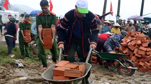 Hỗ trợ, tái thiết ổn định cuộc sống cho người dân vùng thiên tai