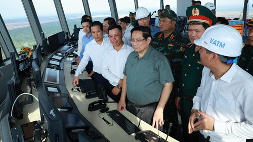 Thủ tướng kiểm tra tiến độ thi công các hạng mục Dự án cảng hàng không quốc tế Long Thành