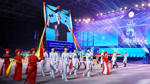Đại hội Thể dục thể thao Thủ đô lần thứ XI khai mạc: Rực rỡ đêm hội, lan tỏa khát vọng vươn cao