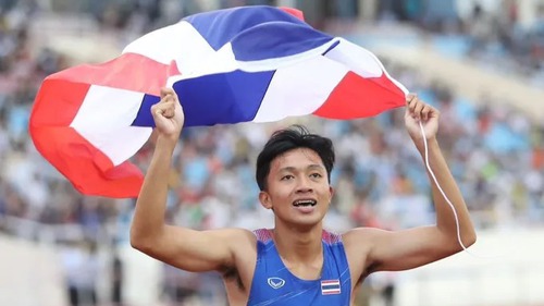 Thư Bangkok: Nếu Puripol Boonson được dựng tượng…