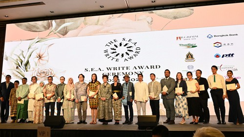 Hai nhà văn Việt Nam được nhận Giải thưởng văn học Đông Nam Á 2024-2025