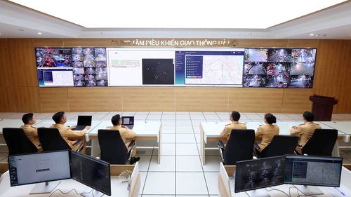 Chuyển quản trị giao thông từ “con người điều khiển” sang “dữ liệu dẫn đường”