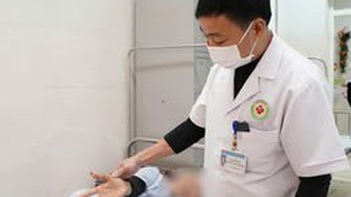 Niềm tin "đắp lá" trả giá bằng sức khỏe