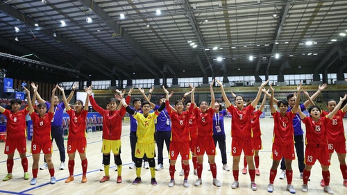 FIFA vinh danh chức vô địch lịch sử của bóng đá Việt Nam, gọi tên ngôi sao xứng danh huyền thoại