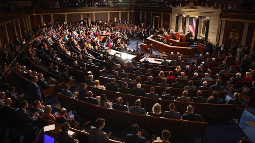 Hạ viện Mỹ thông qua dự luật nới lỏng cấp phép cho xây dựng hạ tầng AI