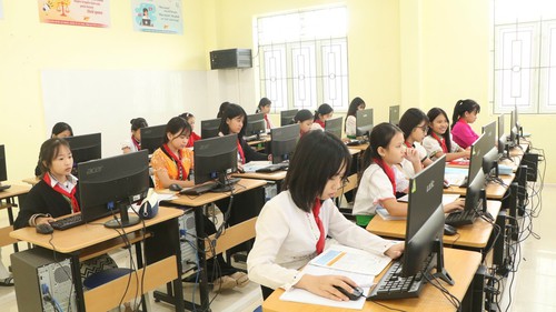 Rà soát, sắp xếp mạng lưới cơ sở giáo dục đảm bảo "đủ trường, đủ lớp, đủ giáo viên"